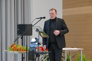 Zeugnisübergabe an unsere Mechatroniker-Gesellen